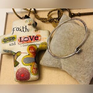 James Avery hammered hook on bracelet